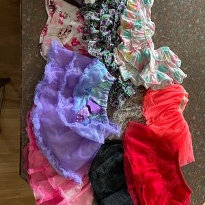 Lot of 4T and 3T girls skirts and tutus